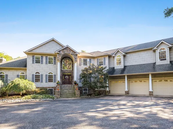2076 Hendricks Ave, Waterford Works, NJ 08089