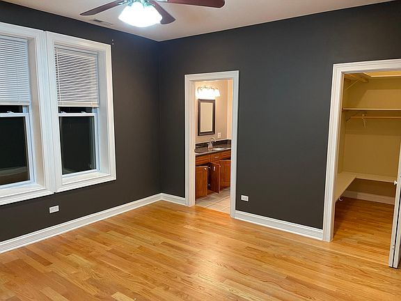 5th image of 1522 W Bryn Mawr Ave APT 3