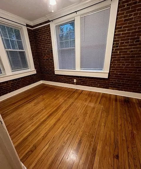 253 14th St NE #14 — Photo 10