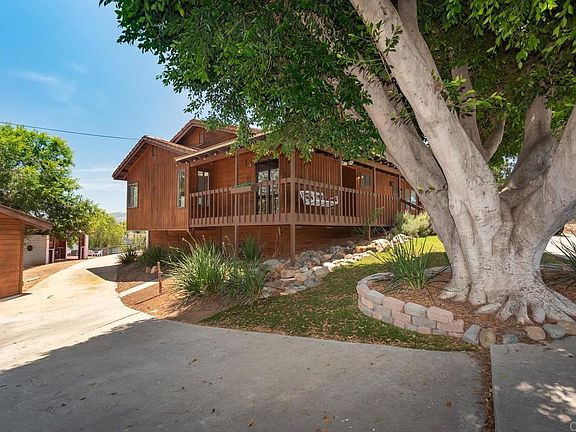 3rd image of 2941 Pioneer Way