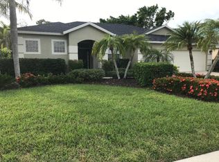 7366 Ridge Rd, Sarasota, FL 34238