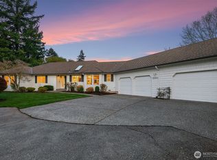10911 NE 62nd St, Kirkland, WA