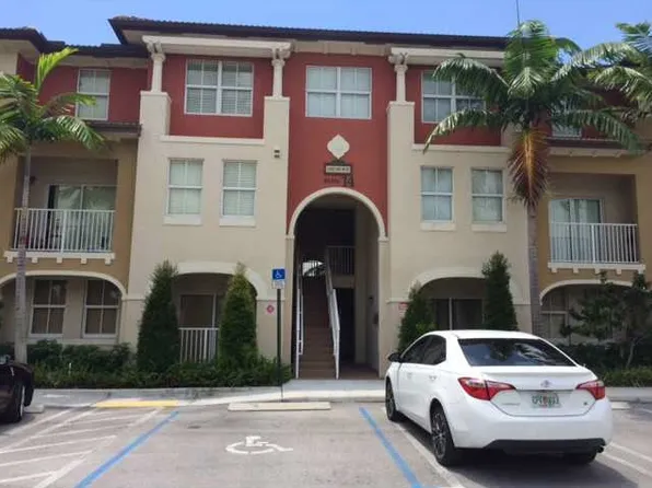 11501 NW 89th St APT 103, Doral, FL 33178