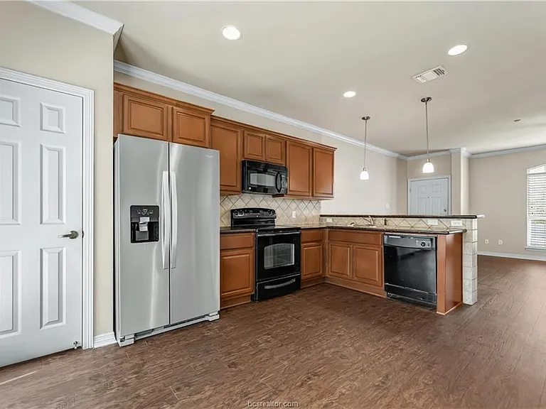 1198 Jones Butler Rd #204 — Photo 6
