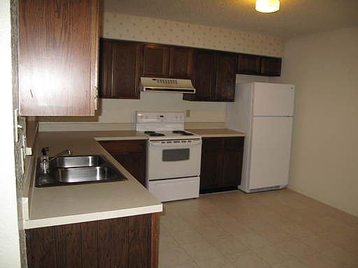 2nd image of 711 Wolftrap Dr