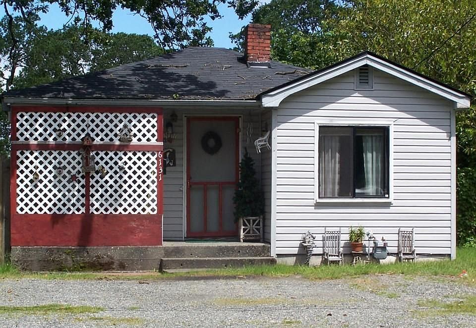 1st image of 6131 88th St SW