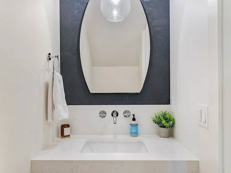 3017 NE Ainsworth St #3017 — Photo 9