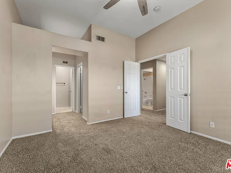 1010 S Farralon Ln — Photo 8