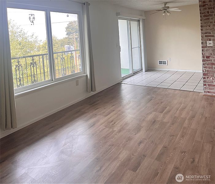 4th image of 1020 S 230TH Street #A303