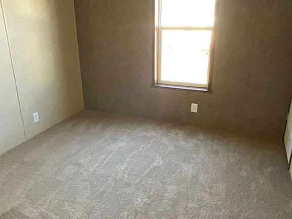 2nd image of 864 Alb Dr