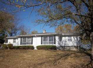 5304 NW 71st St, Kansas City, MO 64151