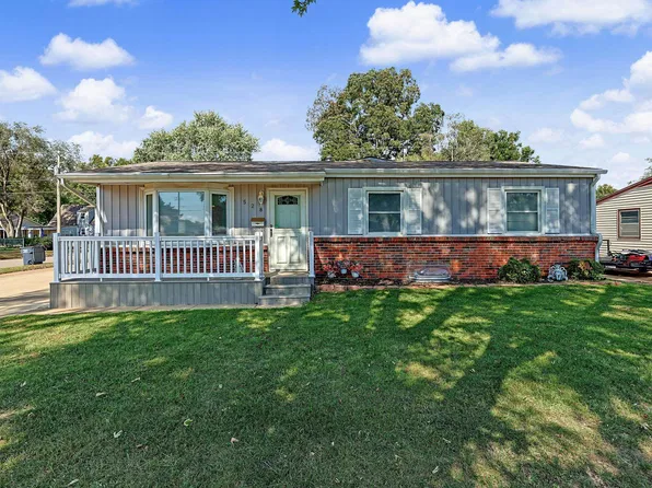 528 W 7th St, Haysville, KS 67060
