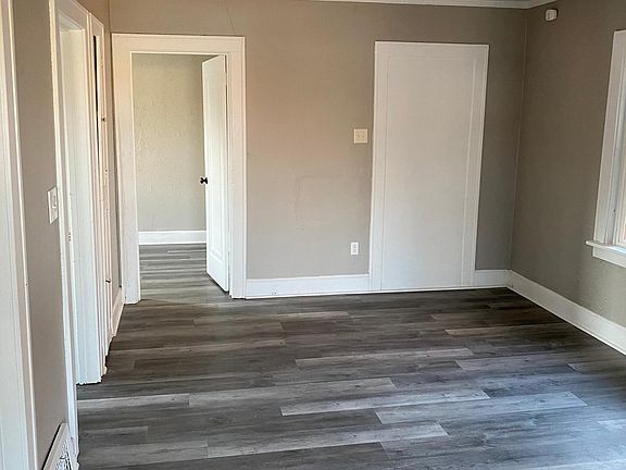2nd image of 1125 9th St #2S