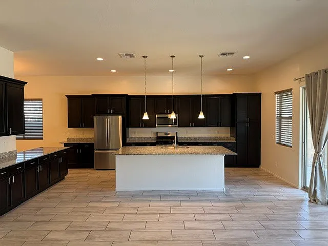 22545 E Silver Creek Ln — Photo 5
