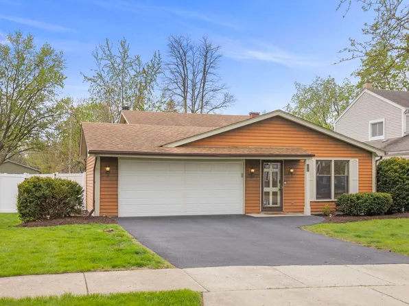 559 Coolidge Ave, Glen Ellyn, IL 60137