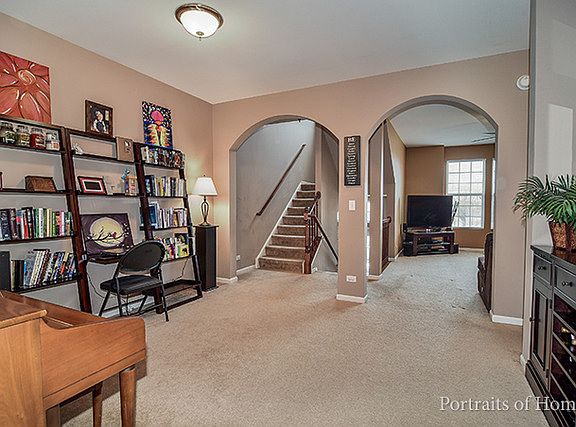 5th image of 1185 Comiskey Ave #934