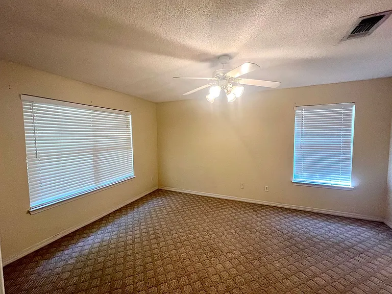 7350 Copter Ln — Photo 36