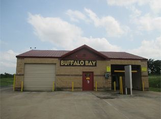 1302 E Jackson St, Hugo, OK 74743