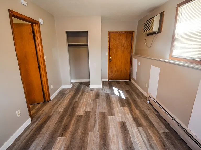 101 Parkway Ave — Photo 8