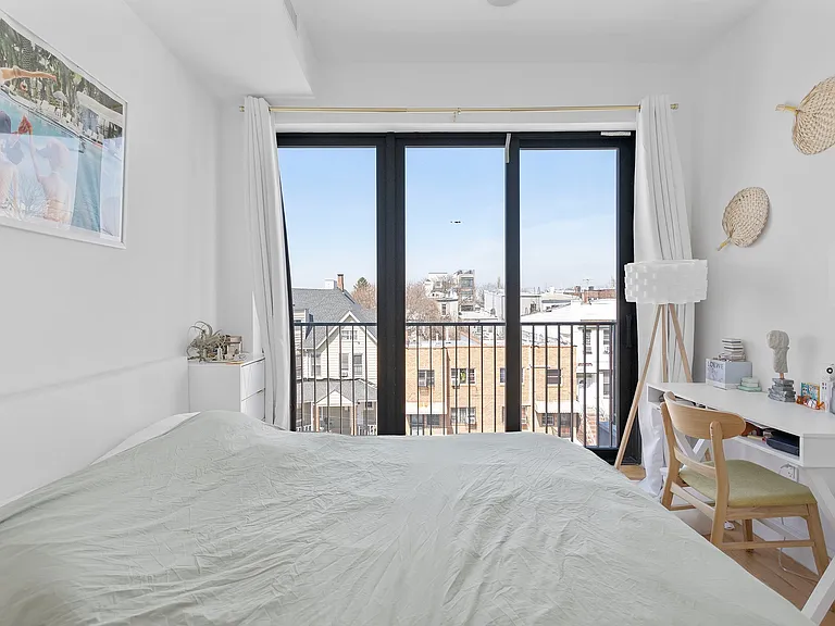 1202 Decatur St #301 — Photo 5