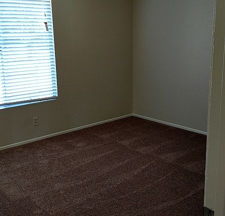 5th image of 57456 Lupine Dr APT 2