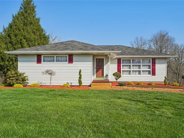 2691 Harlansburg Rd, New Castle, PA 16101