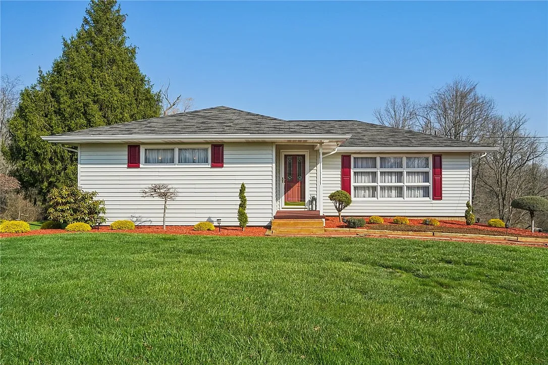 2691 Harlansburg Rd photo 1