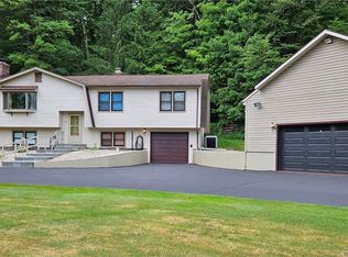 526 Clintonville Rd, North Haven, CT 06473
