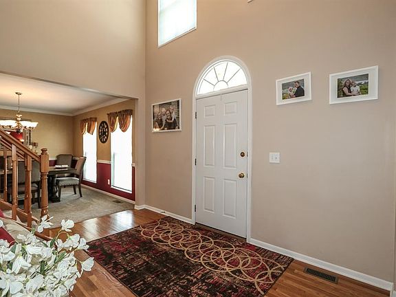 4th image of 10259 Meadowknoll Dr