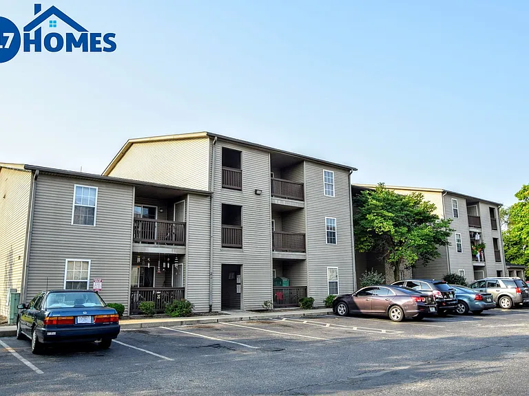 East Street Apartments — Photo 42