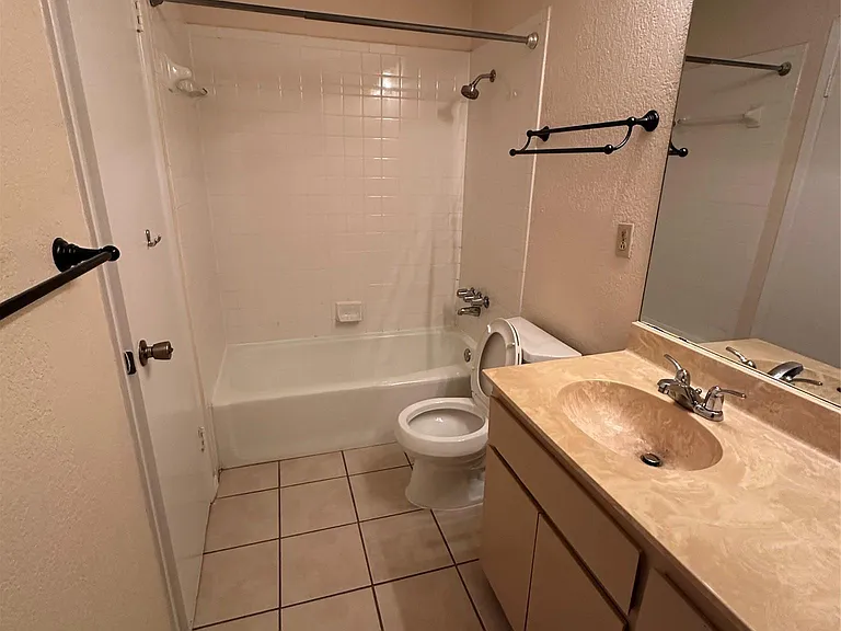 3529 N Hills Dr #A — Photo 8