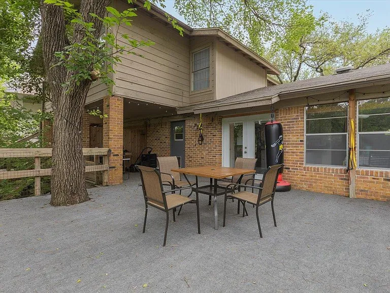 6307B Shadow Valley Dr — Photo 16