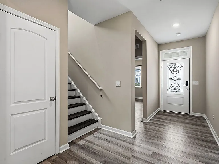 313 Summer Ranch Dr — Photo 4