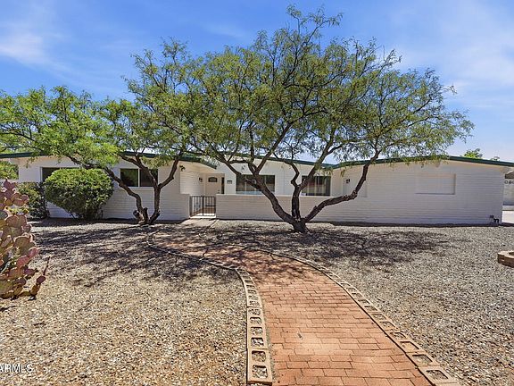 2nd image of 1703 S REGENCY Drive