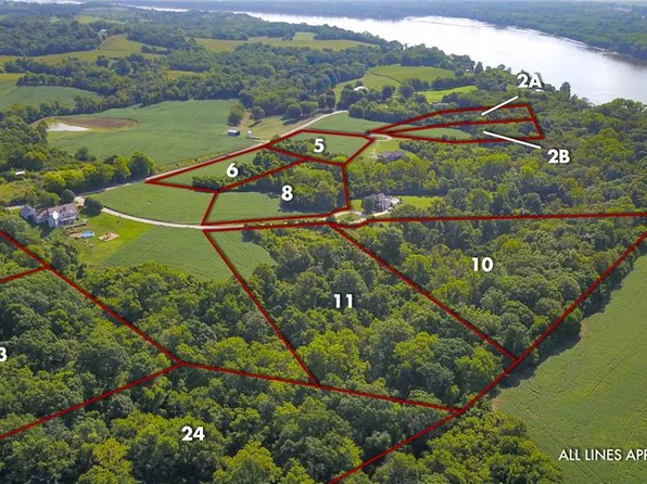 2A&2B Eagle Crest Ln #B, Golden Eagle, IL 62036