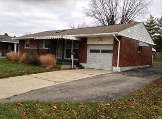 1328 Falke Dr, Dayton, OH 45432