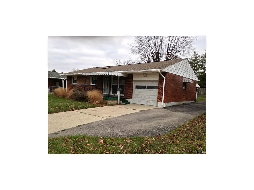 1328 Falke Dr photo 1
