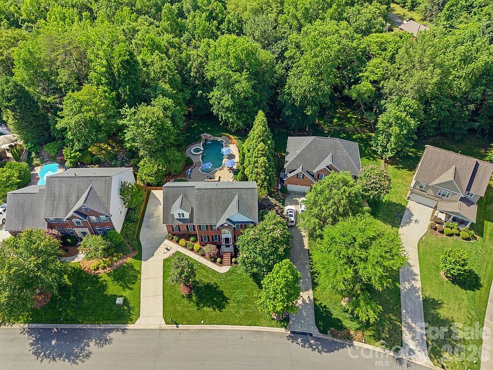 1st image of 2530 Shady Reach Ln