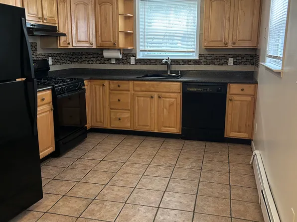 (undisclosed Address), Yonkers, NY 10704