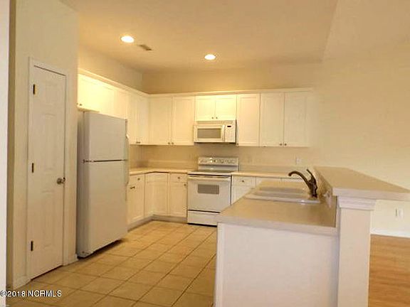 2nd image of 4242 Anderson Drive SE