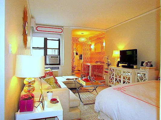 Rented by Manhattan Spaces | media 13