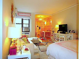 Rented by Manhattan Spaces