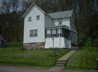 26 Mergner Rd, Fort Johnson, NY 12070