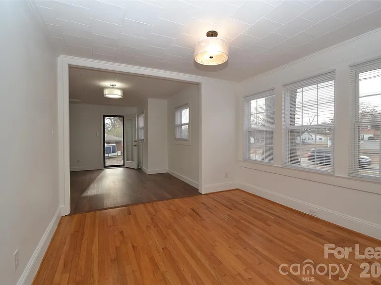 1127 Mecklenburg Hwy — Photo 5