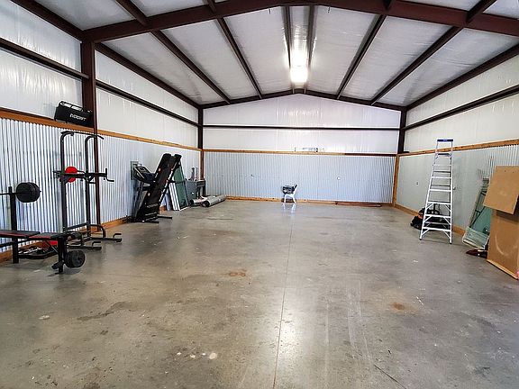 5th image of 130 County Road 108h