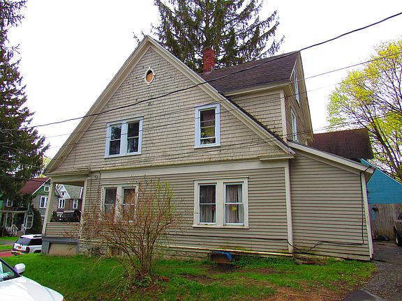 3rd image of 216 Hazzard St