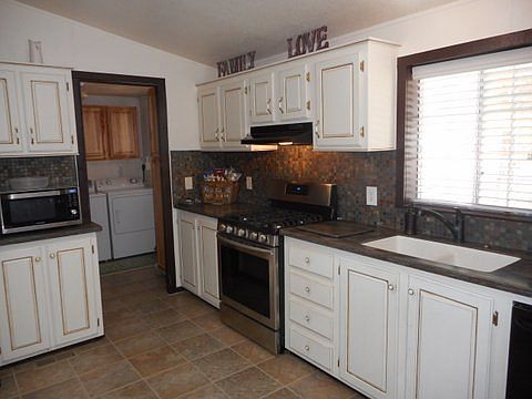 3rd image of 595 N Deer Creek Dr
