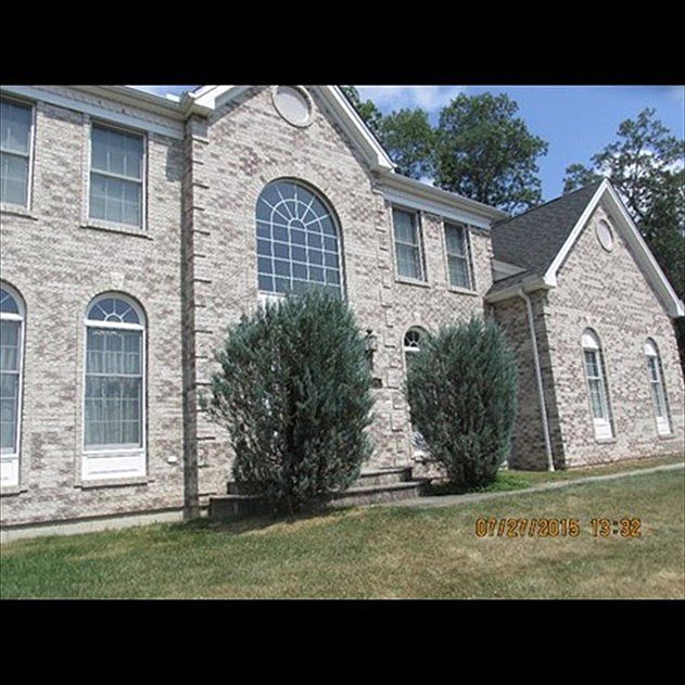 1st image of 1914 S Jamestown Ave