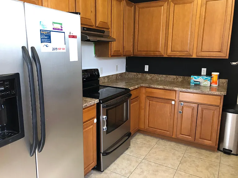 7601 SW 87th Ter — Photo 4