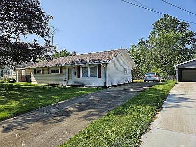 1st image of 3290 Tod Ave NW